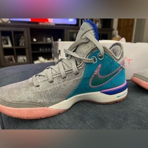 Lebron NXXT Generation. EXCELLENT condition. Wore 2 times and outgrew them